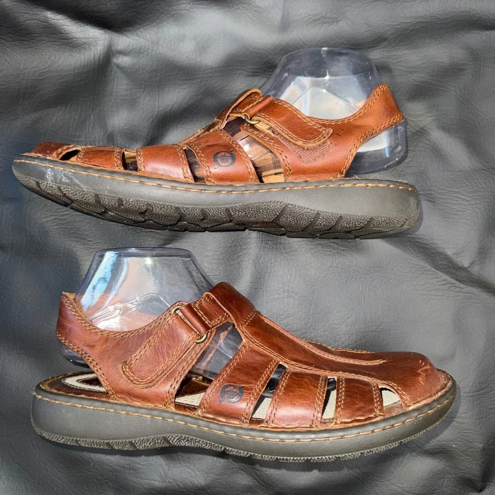 Born Mens Brown Leather Fisherman Sandals Closed Toe Comfort Shoes 10M